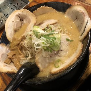 みそチャーシュー麺(北海道らーめん 味源 立川北口本店)