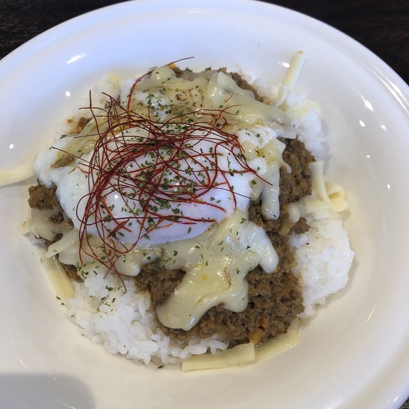 温玉チーズキーマカレー(28CAFE &  KITCHEN)