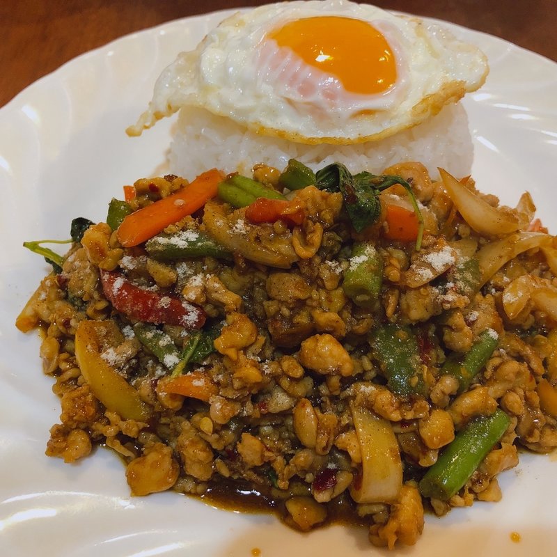 ガパオライス(チェンマイ)