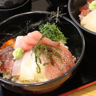 海鮮丼(おーばんまい食堂)