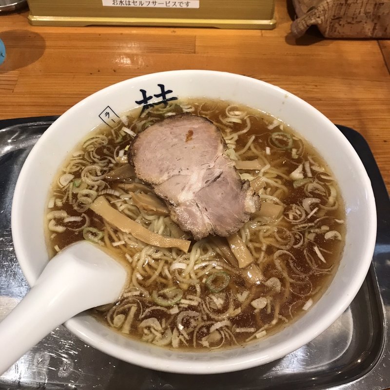 ラーメン　中(煮干しだし醤油ラーメン　桂)