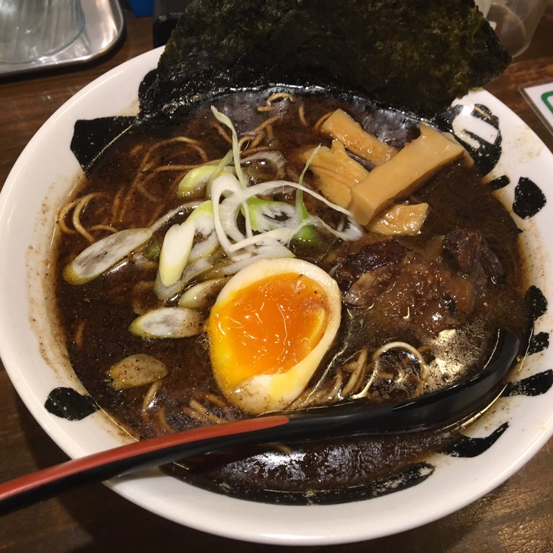 魚介豚骨醤油らーめん(熊本らーめん おっぺしゃん 本店 )