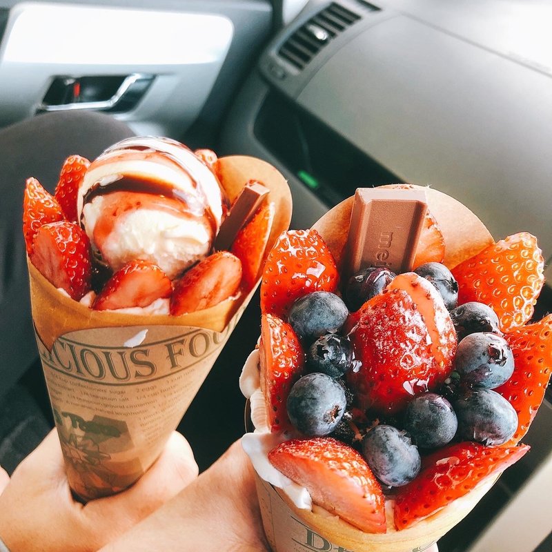 苺生ブルーベリースペシャル(湘南くれーぷ )