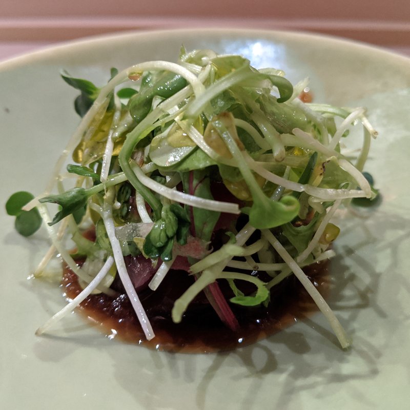 戻り鰹刺身トリュフ醤油(鮨やまけん 新宿東口店)