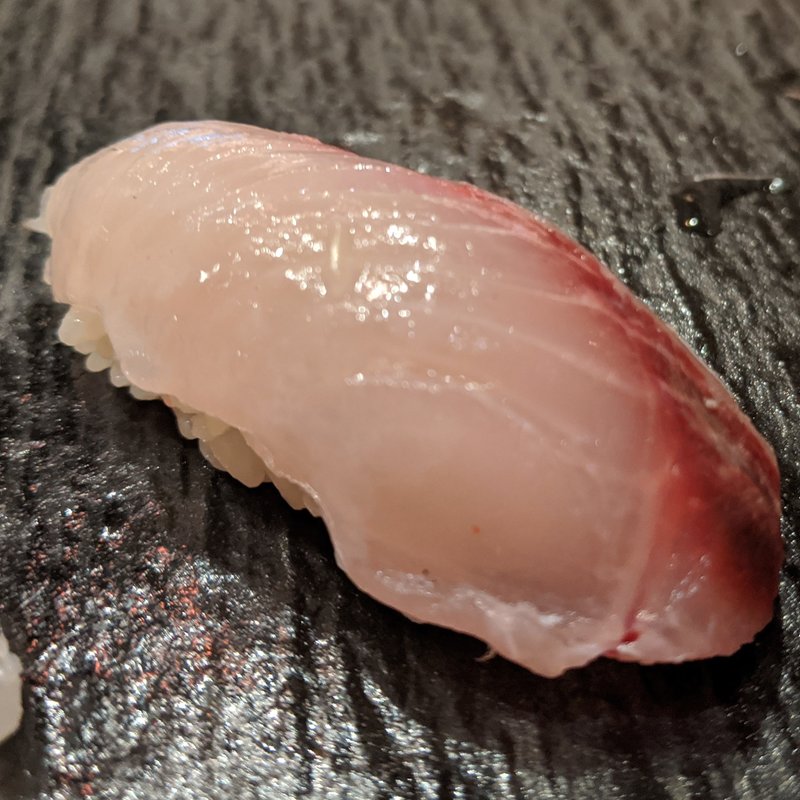 ボラ(鮨やまけん 新宿東口店)