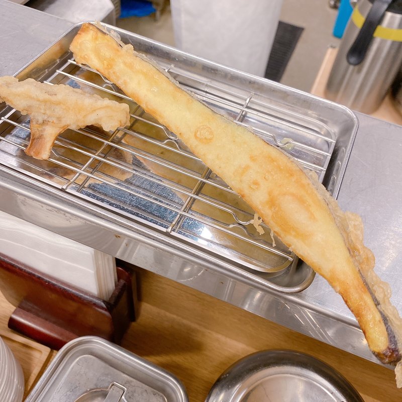 天ぷら（赤茄子　肉厚椎茸）(天ぷら定食まきの西神中央プレンティ)