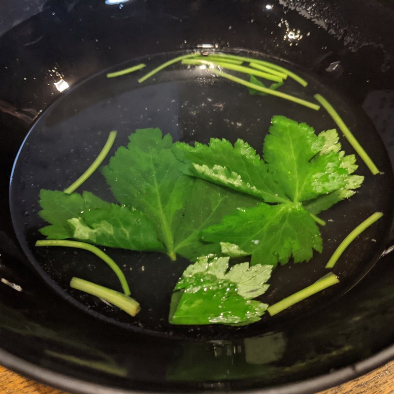 金目鯛・平目で出汁をとったすまし汁(おれんち)