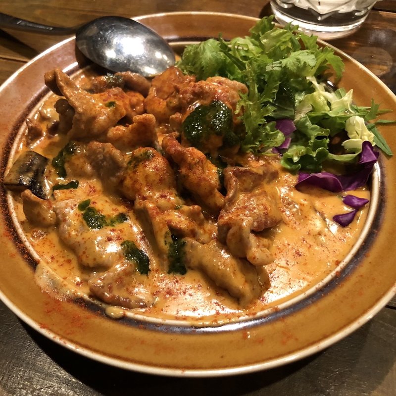 ラム肉のトマトクリームソース(QWAN)