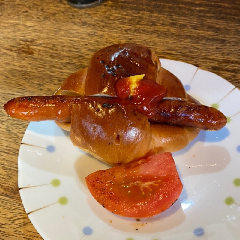 チョリソー と バターロール (裏メニュー)(牛太郎)