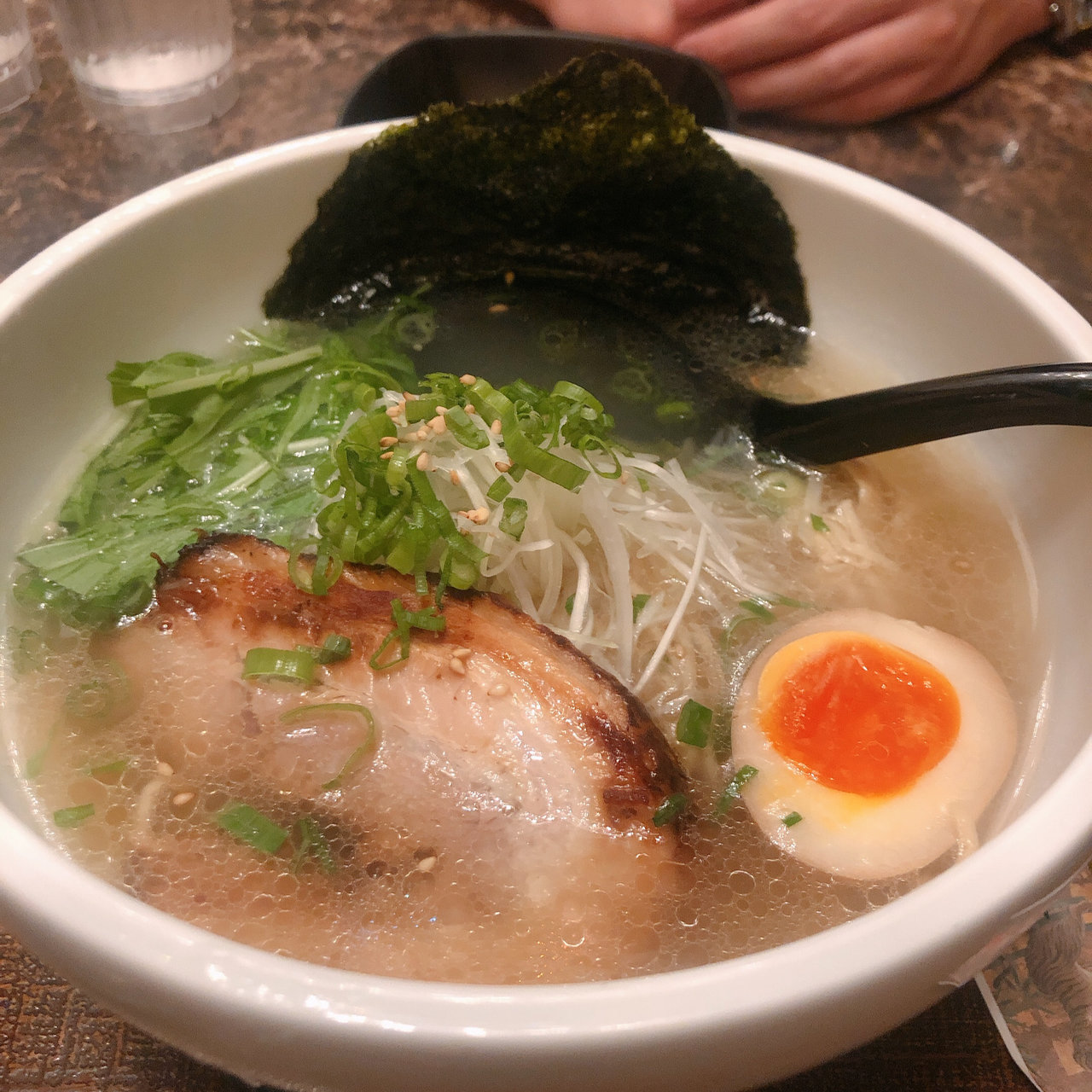 極旨 塩ラーメン 麺匠 竹虎 新宿店 の口コミ一覧 おいしい一皿が集まるグルメコミュニティサービス Sarah