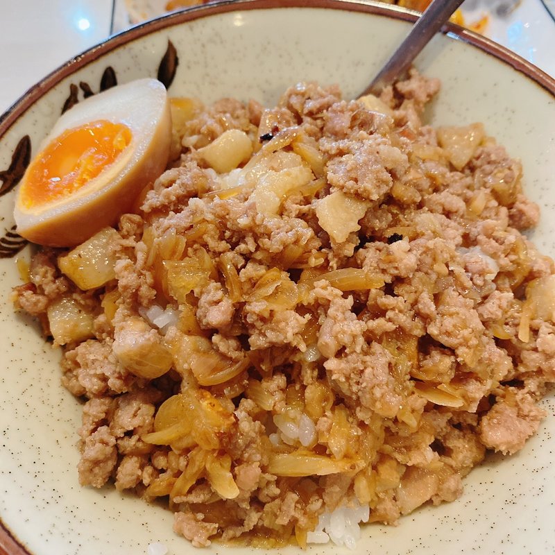 ルーローハン(豊味園 東門街店)