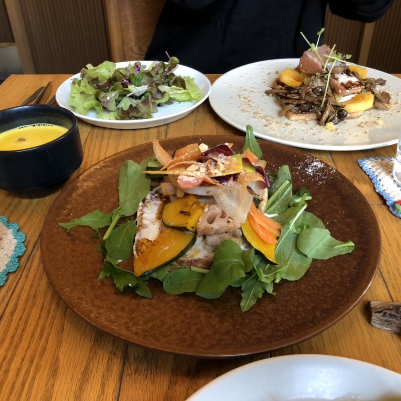 Bセット(魚)(スモーブローキッチン 中之島)