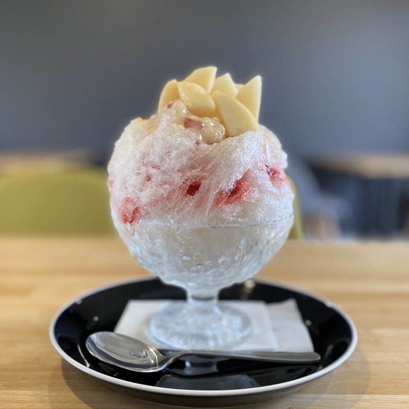 生桃&ラズベリー(ノウカシャ デザート ファクトリー)