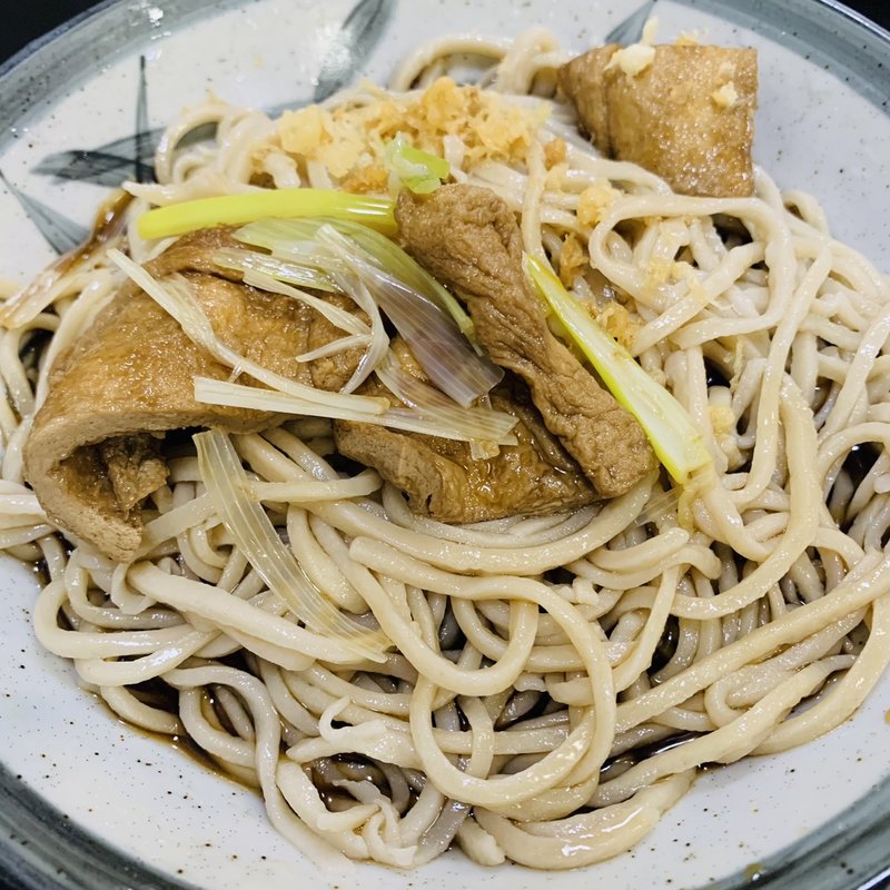 冷しきつねそば（大）(角萬 本郷店)