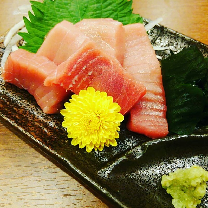 本まぐろお造り(オッサンすし酒場)