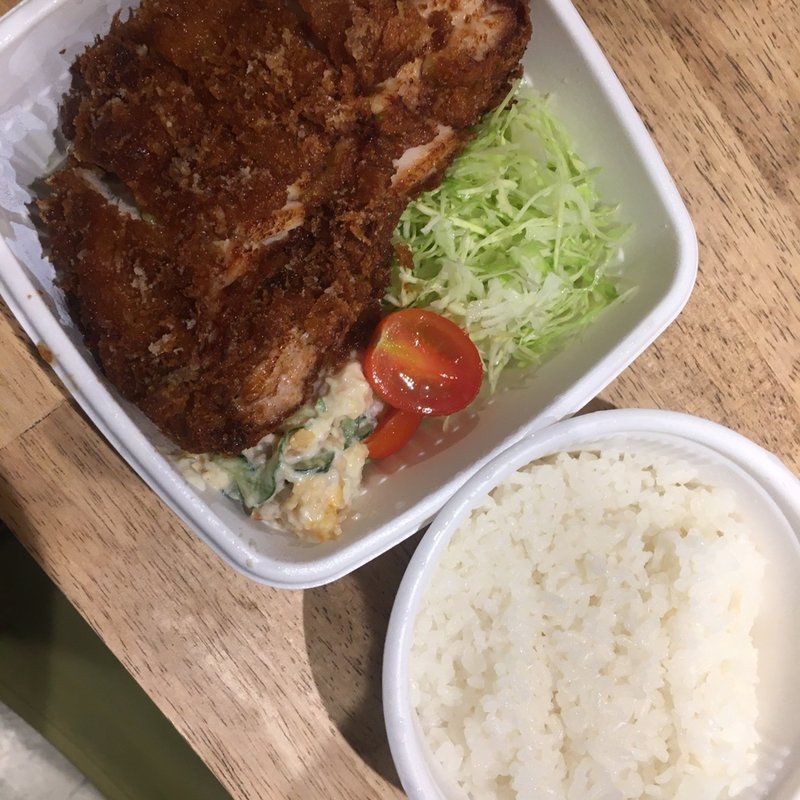 ソースチキンカツ弁当(鳥良商店 浅草橋駅前店)