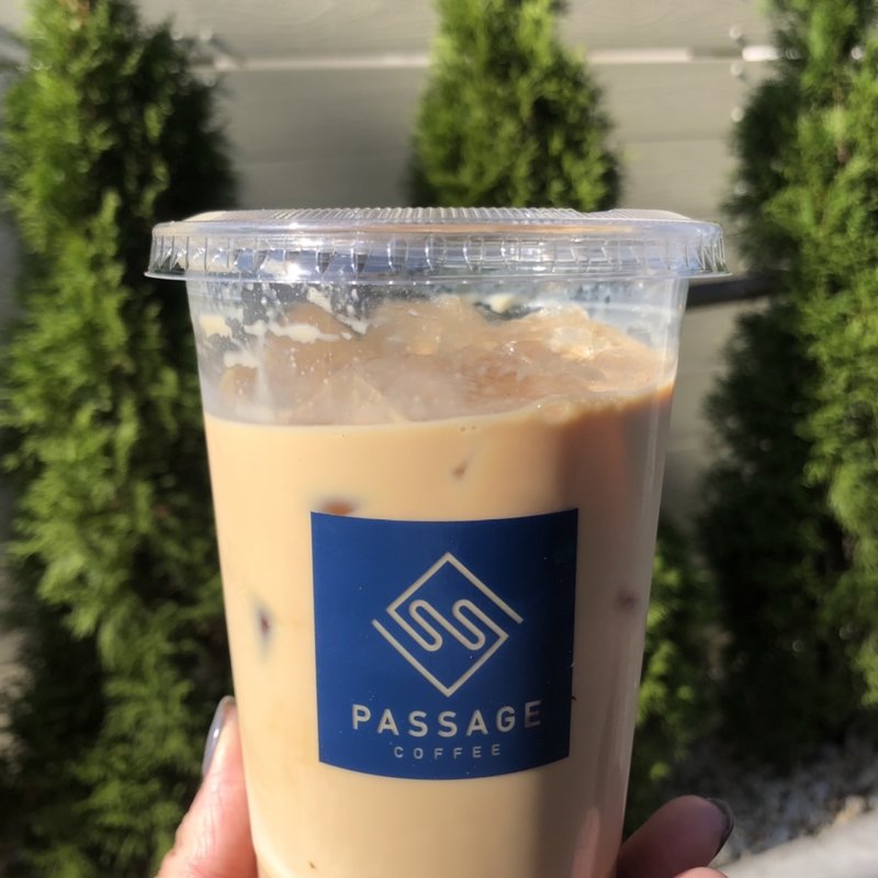 カフェラテ(Passage Coffee Roastery)