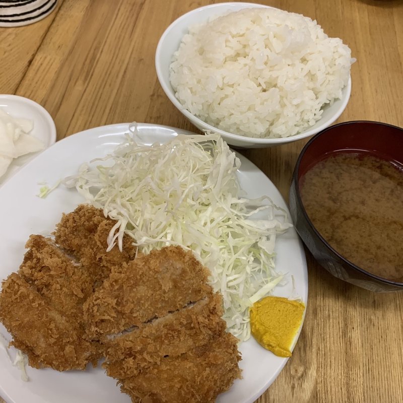 ヒレカツ定食(とんかつ 山さき)
