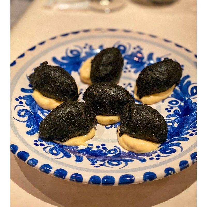 イカスミのブニュエロス(アロセリア ラ パンサ)