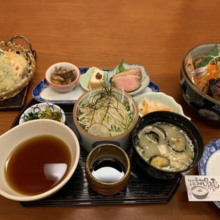 極み海鮮丼天ぷら付き(旬房　光月)