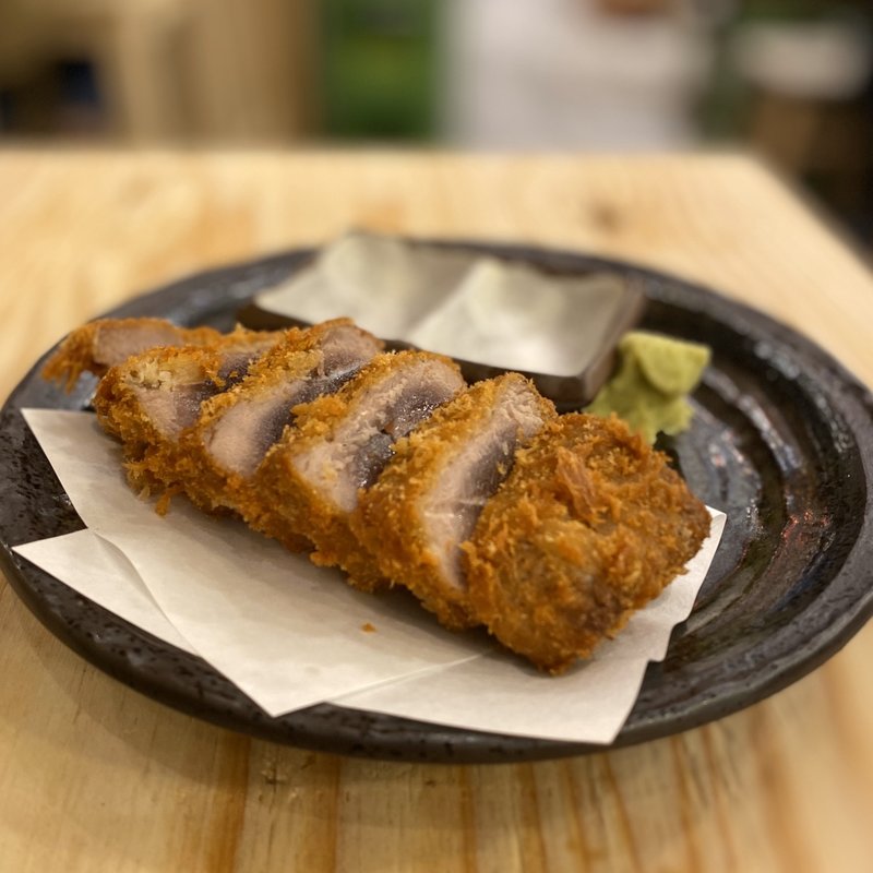 まぐろレアカツ(マグロ大使)