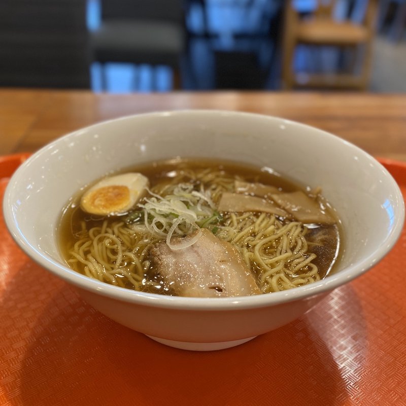 昆布と煮干し出汁の中華そば(麺や 一満)