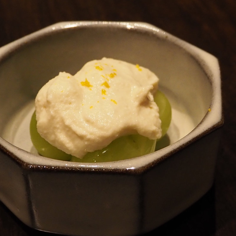 シャインマスカット白和え(赤坂こみかん)