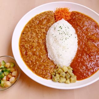 2種盛りカレー(ルー大盛り)(Curry Life Coffy)