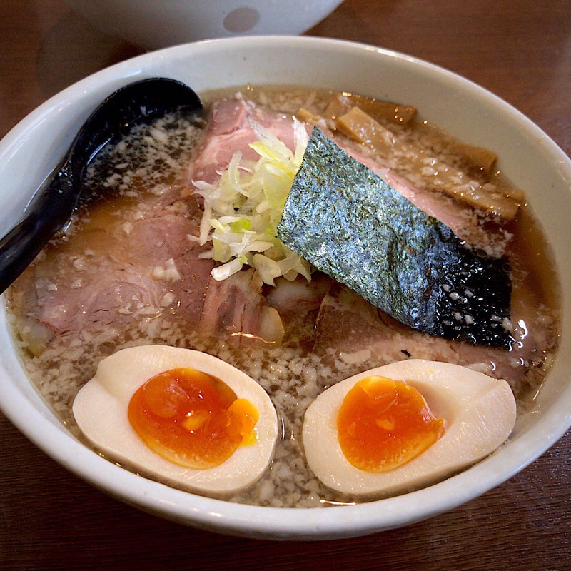 チャーシュー味玉 醤油こってり(らーめん九重 )