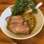 濃厚鶏だし清湯 醤油ら〜めん(極汁美麺 umami)