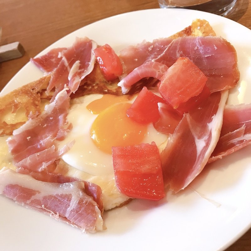 バイヨンヌ(Saint-Jean-Pied-de-Port)