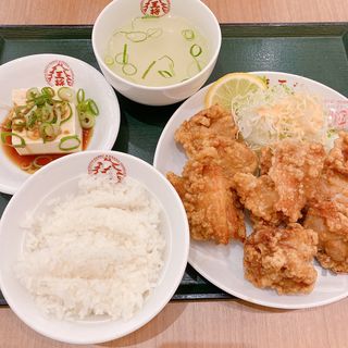 鶏の唐揚げ定食(大阪王将 ブルメール舞多聞店)
