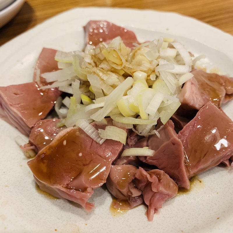 はつ刺し(大衆食堂 ゆしまホール)