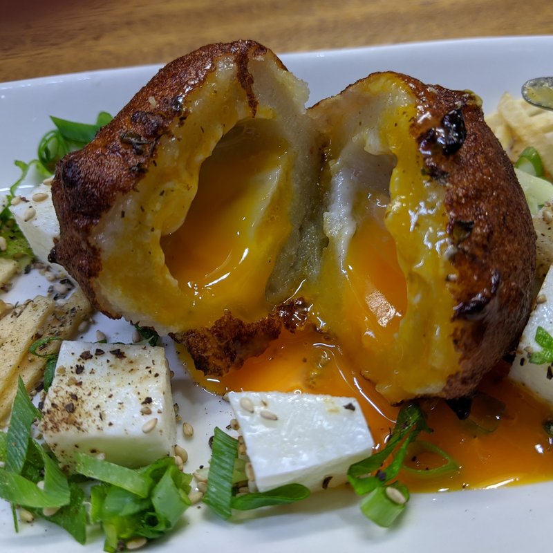 ウッフ・ド・ロワイヤル(八尾蒲鉾)