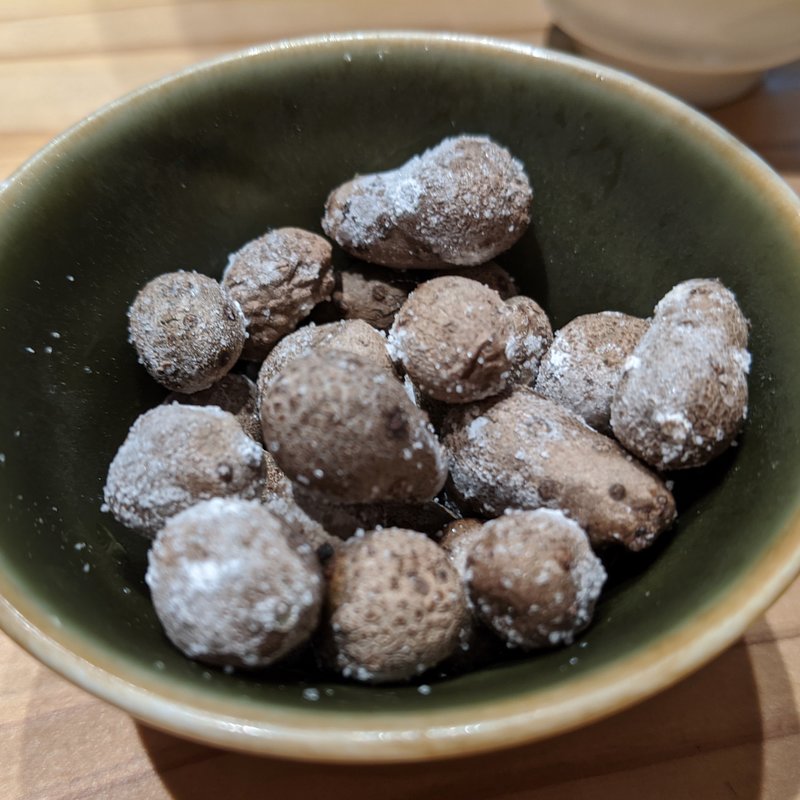 ムカゴ塩ゆで(恵酒真楽やまなか)