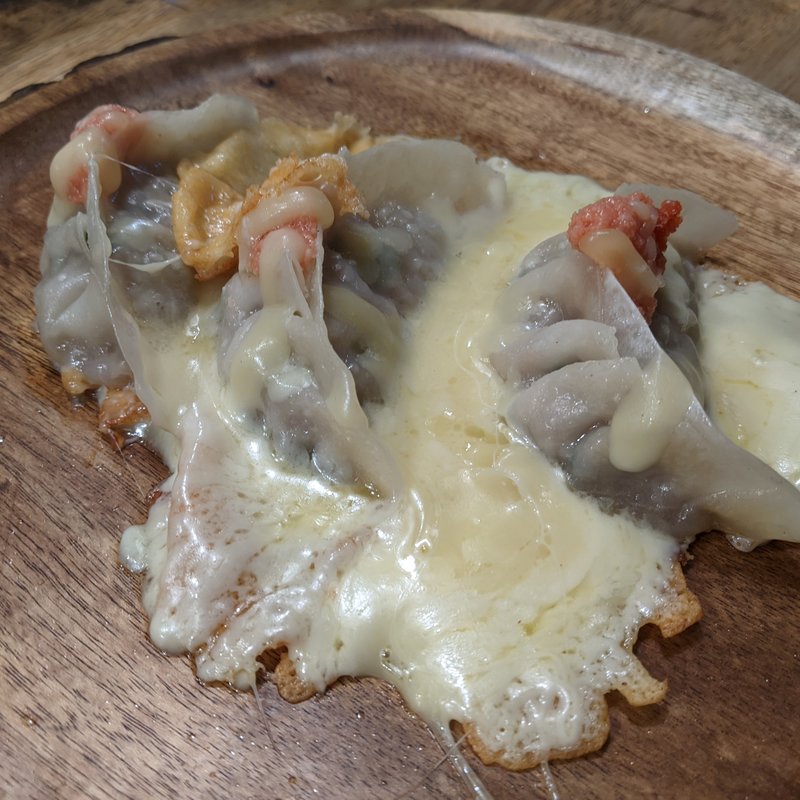 明太チーズ餃子(鳥取酒場 )