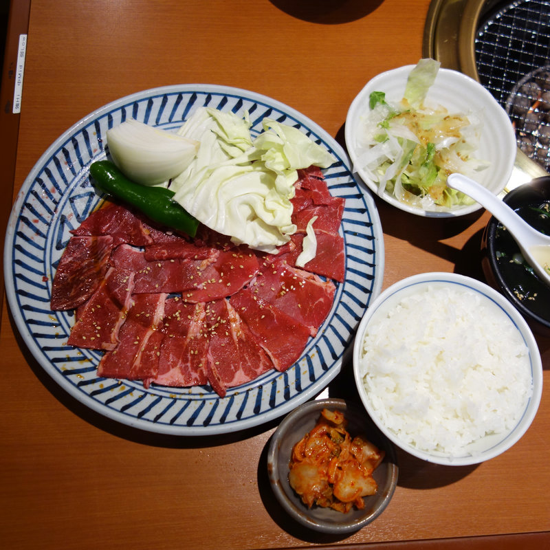 ジャンボランチ(牛心亭・焼肉)