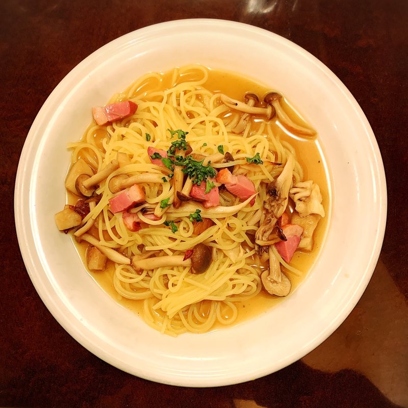 合鴨とポルチーニ、舞茸のバター醤油パスタ(KURA 中目黒店 （クラ）)