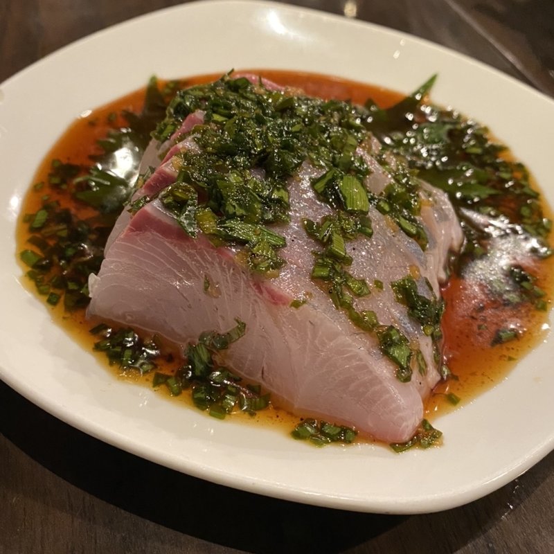 カンパチのカルパッチョ(中華バルAZuma)