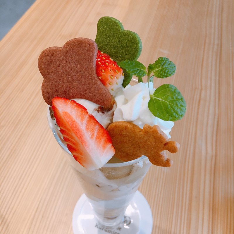 鎌倉だよりパフェ(鎌倉紅谷 雪ノ下店)