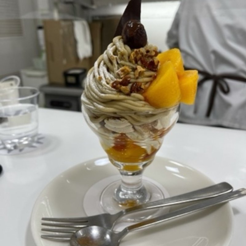 栗のパフェ(成城Le Fruitier)