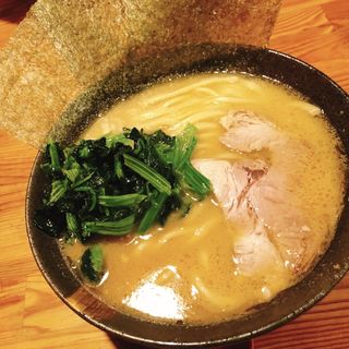 豚骨醤油ラーメン(濱家 )