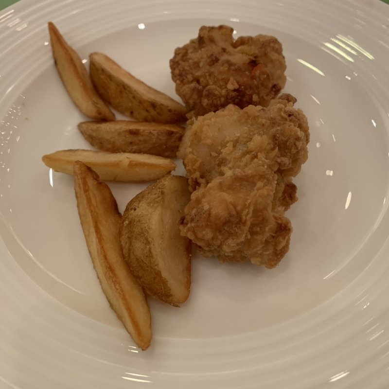 ザンギとポテトフライ(GARDEN TERRACE SAGA )