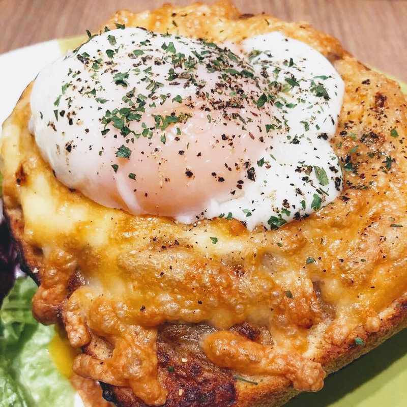 トリュフ香るクロックマダムトースト(俺のBakery&Cafe 松屋銀座 裏)