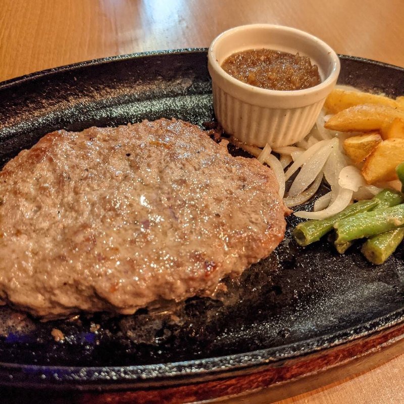 ハンバーグ(ステーキハウスダブル （STEAK HOUSE DOUBLE）)