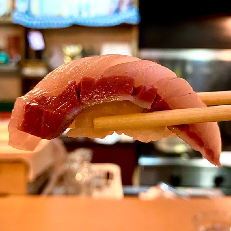 かんぱち（にぎり）(寿司居酒屋 ゲゲゲの三丁目)