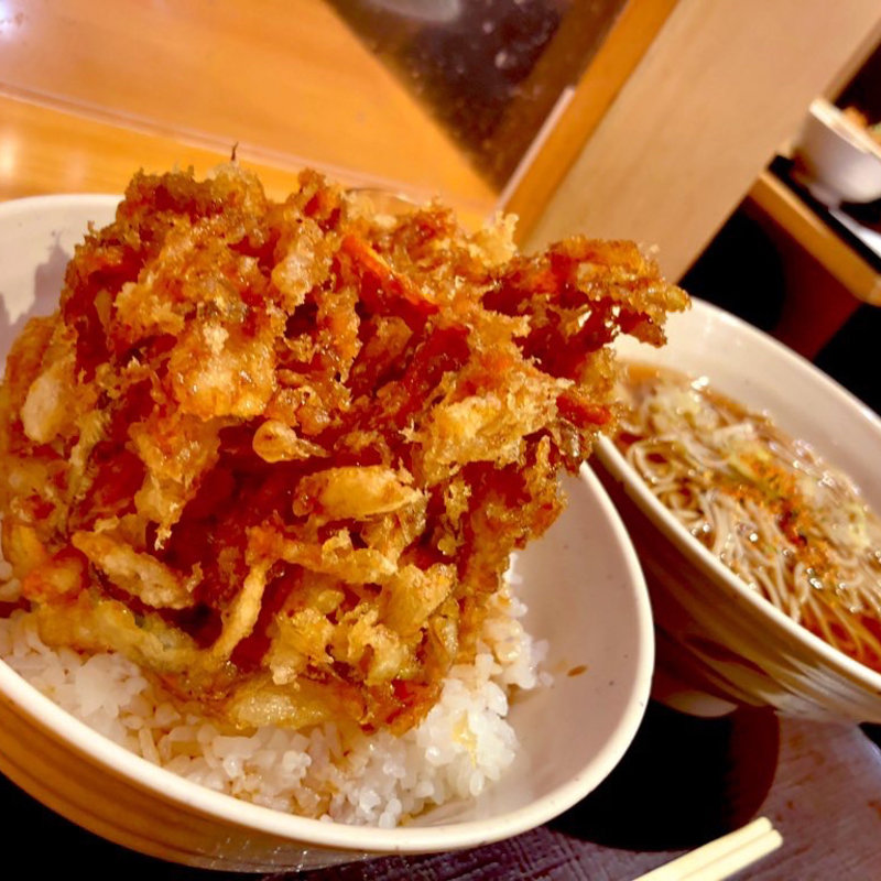 かき揚げセット（かけそば）(いわもとQ 神保町店 （イワモトキュー）)