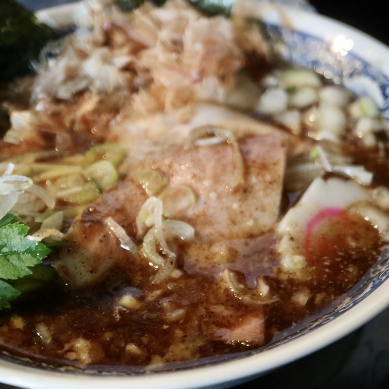 魚介豚骨(麺奏 弥栄 （iyasaka）)