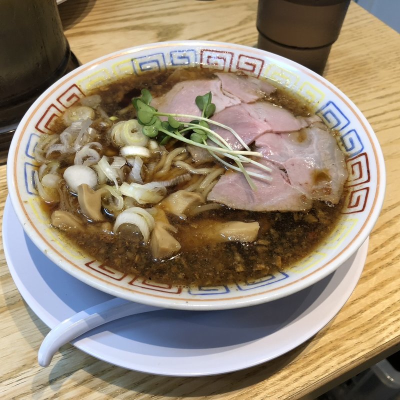サバ出汁中華麺(サバ6製麺所)