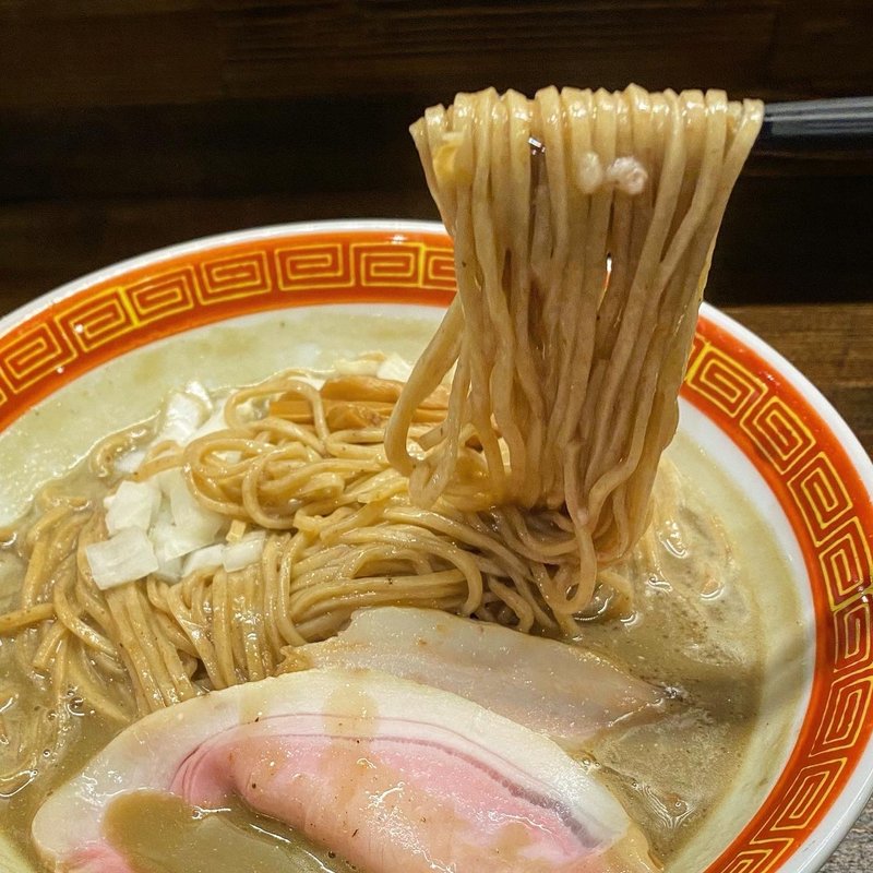 煮干しパイタンラーメン(麺や一芯)